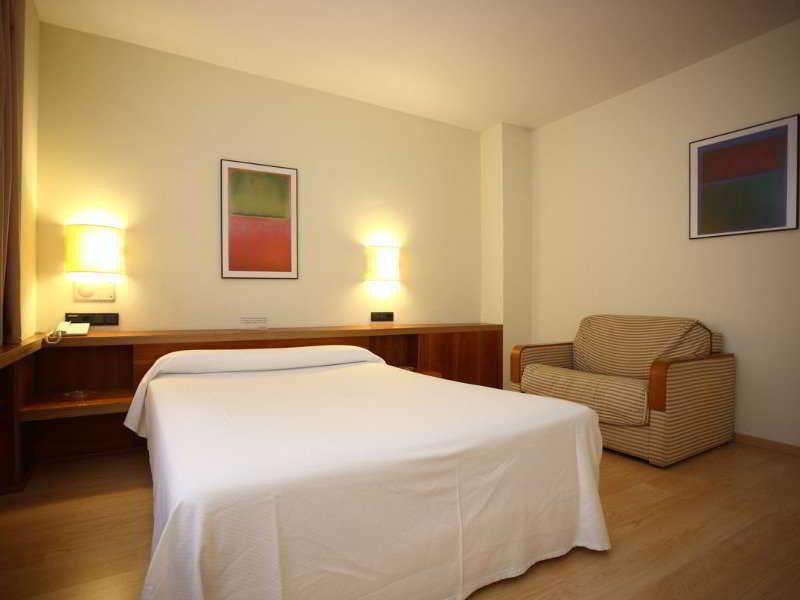 Duque De Wellington Hotel Витория-Гастейс Екстериор снимка
